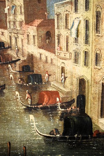 Venezia, sfilata di gondole sul canale